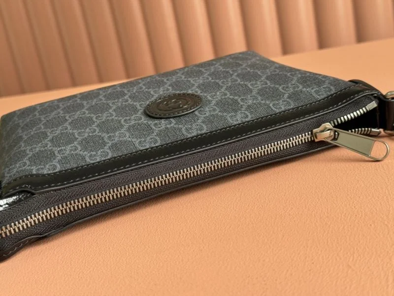Supportive Gucci Clutch Bags 50023