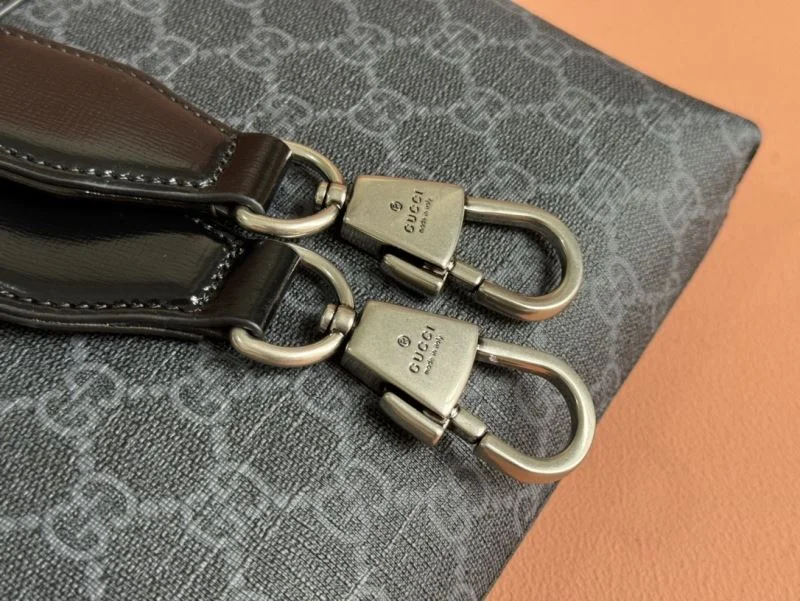 Supportive Gucci Clutch Bags 50023