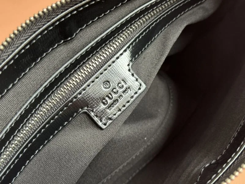 Supportive Gucci Clutch Bags 50023