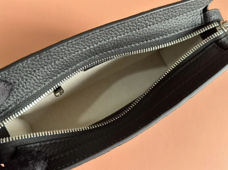 Gucci Clutch Bags RelaxedFit 50010