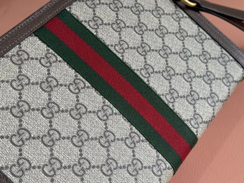 Fashionable Gucci Clutch Bags 50007