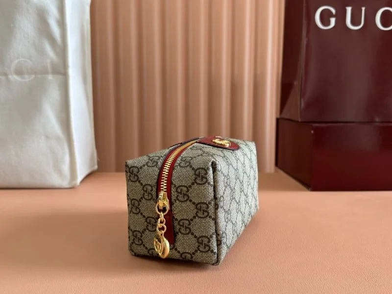 Classic Gucci Clutch Bags 50011