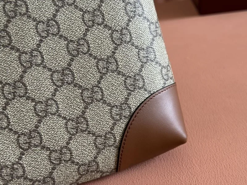 ModernLook Gucci Clutch Bags 50051