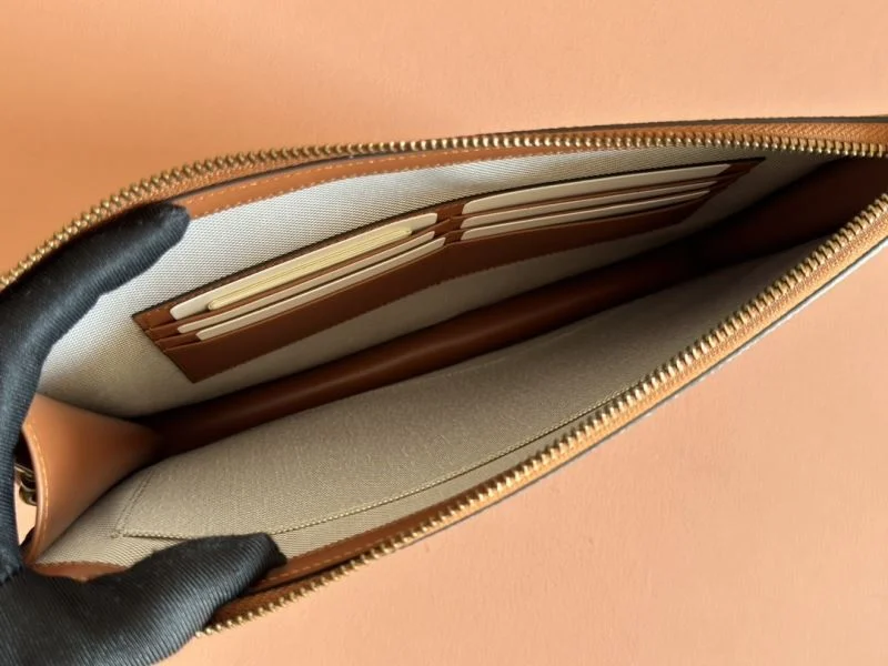 Gucci Clutch Bags SmoothTexture 50043