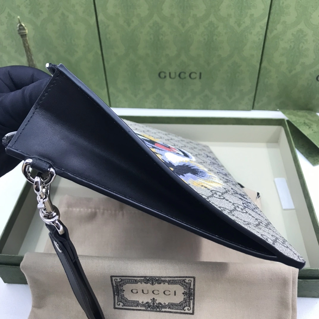 Comfortable Gucci Clutch Bags 56896