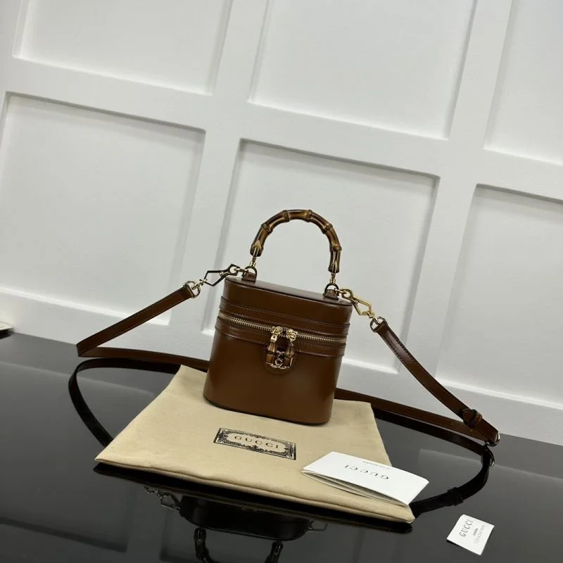 Tailored Gucci Cosmetic Bags 51499