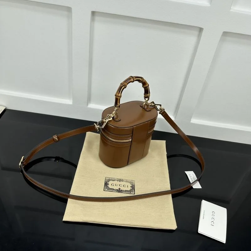 Tailored Gucci Cosmetic Bags 51499