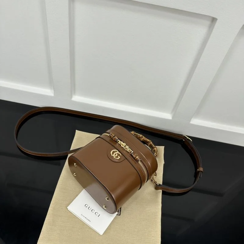 Tailored Gucci Cosmetic Bags 51499