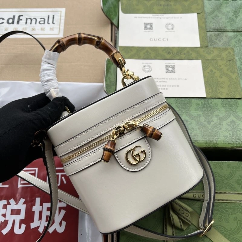 Tailored Gucci Cosmetic Bags 74674