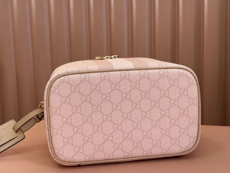 Gucci Cosmetic Bags Bright 64866