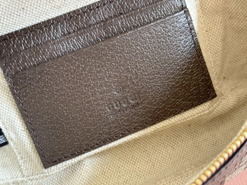 Effortless Gucci Cosmetic Bags 64864