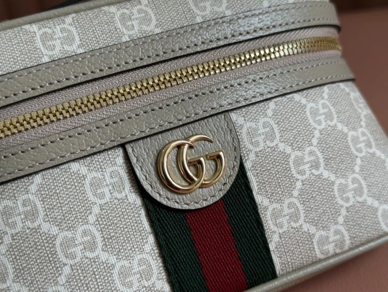 Casual Gucci Cosmetic Bags 64862