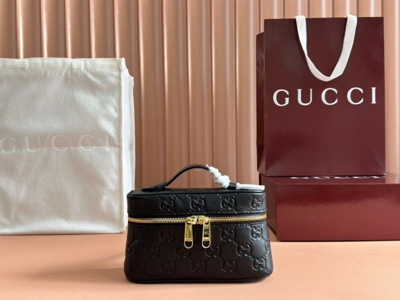 Timeless Gucci Cosmetic Bags 64859