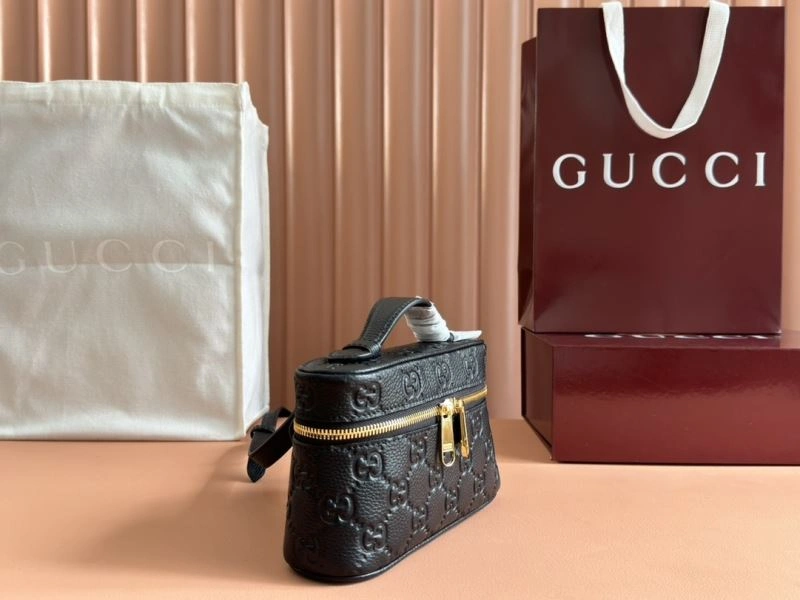 Timeless Gucci Cosmetic Bags 64859