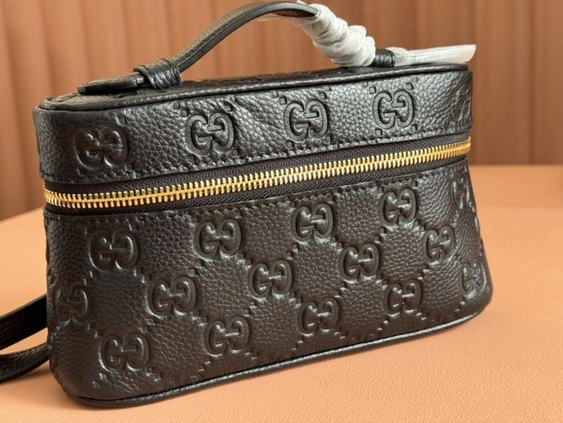 Timeless Gucci Cosmetic Bags 64859
