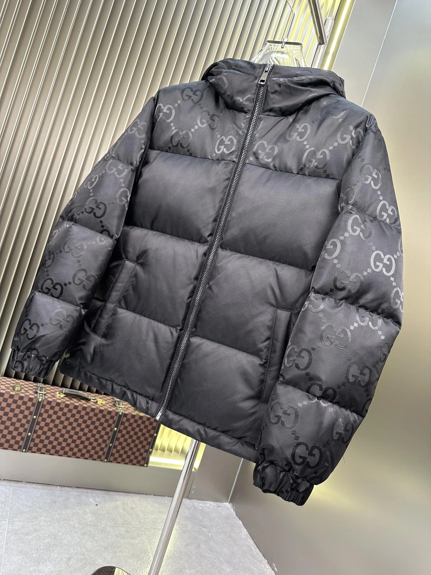Original Gucci Down Jackets 129176