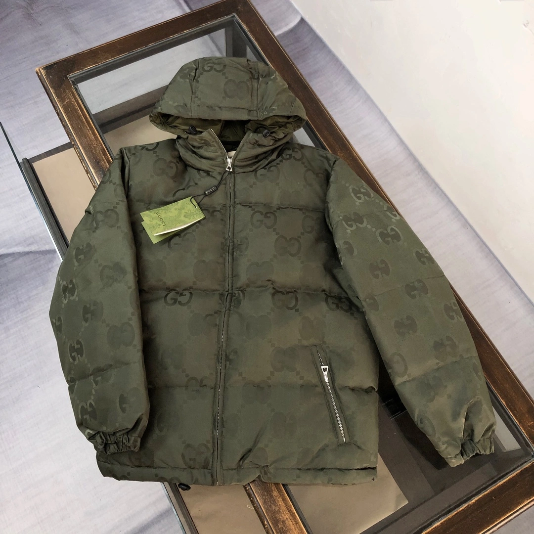 Flexible Gucci Down Jackets 129165