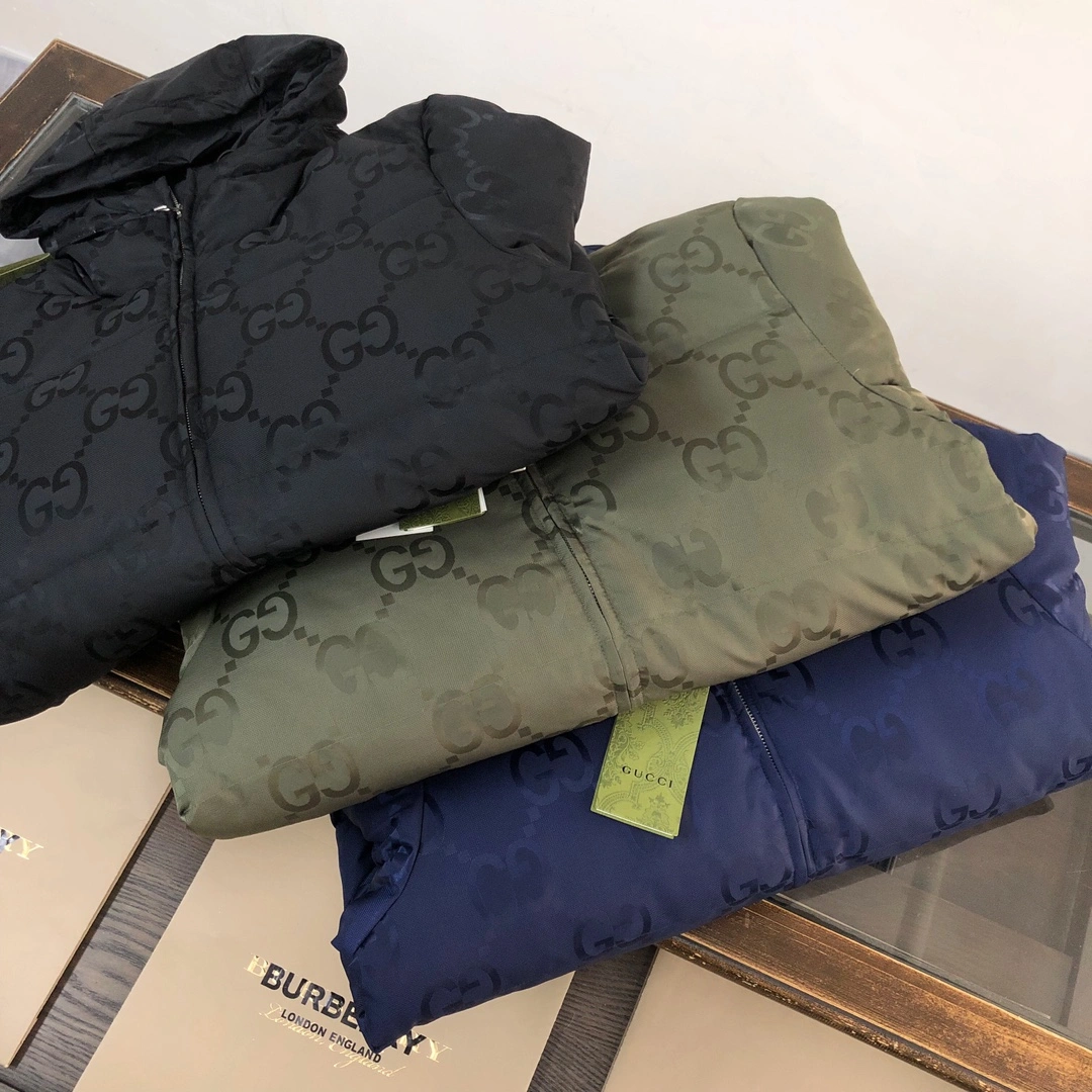 Flexible Gucci Down Jackets 129165