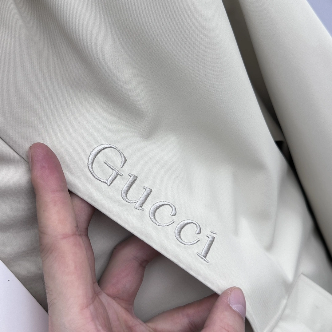 Gucci Down Jackets Soft 129150