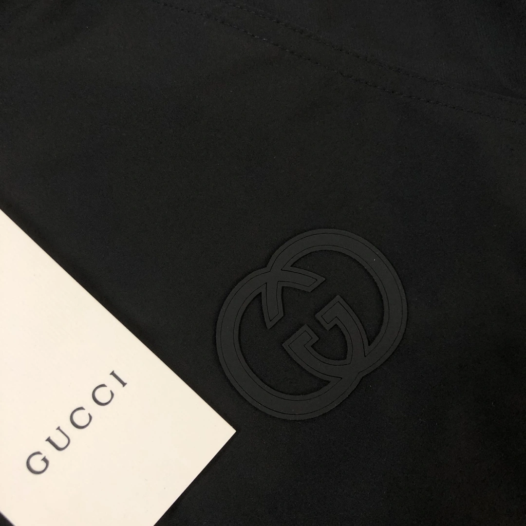 Gucci Down Jackets Breathable 129152