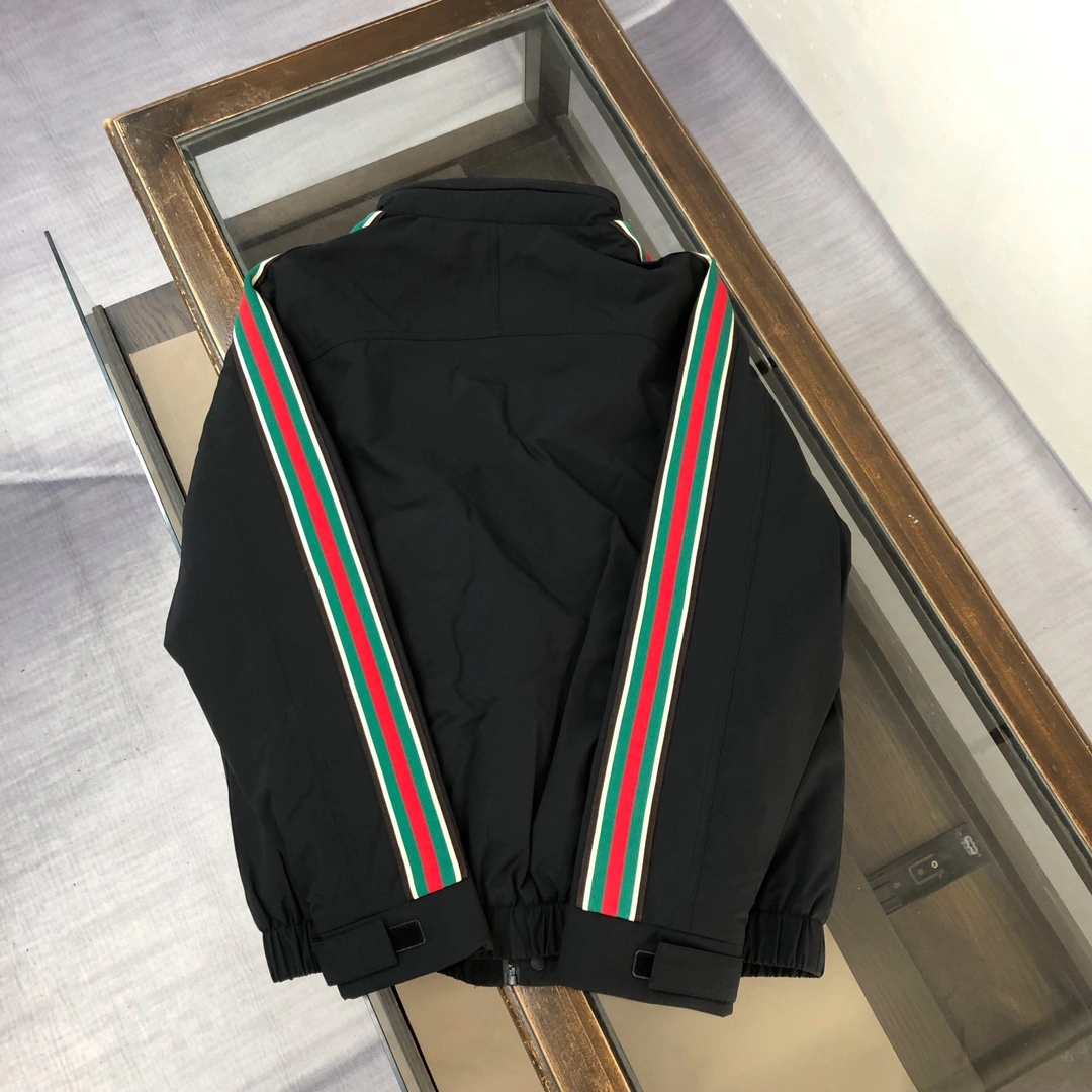 Gucci Down Jackets Breathable 129152