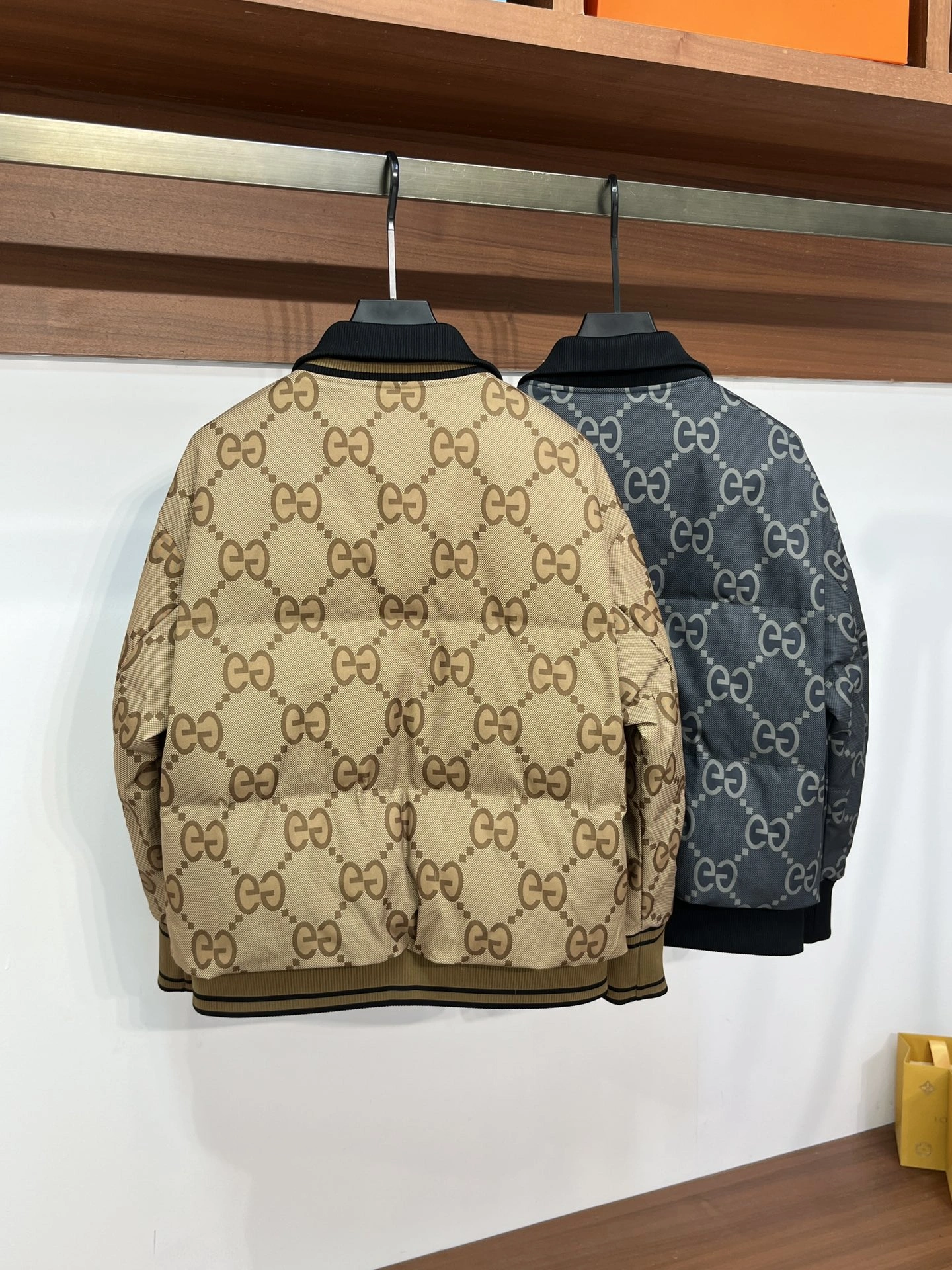 QuickDry Gucci Down Jackets 129148