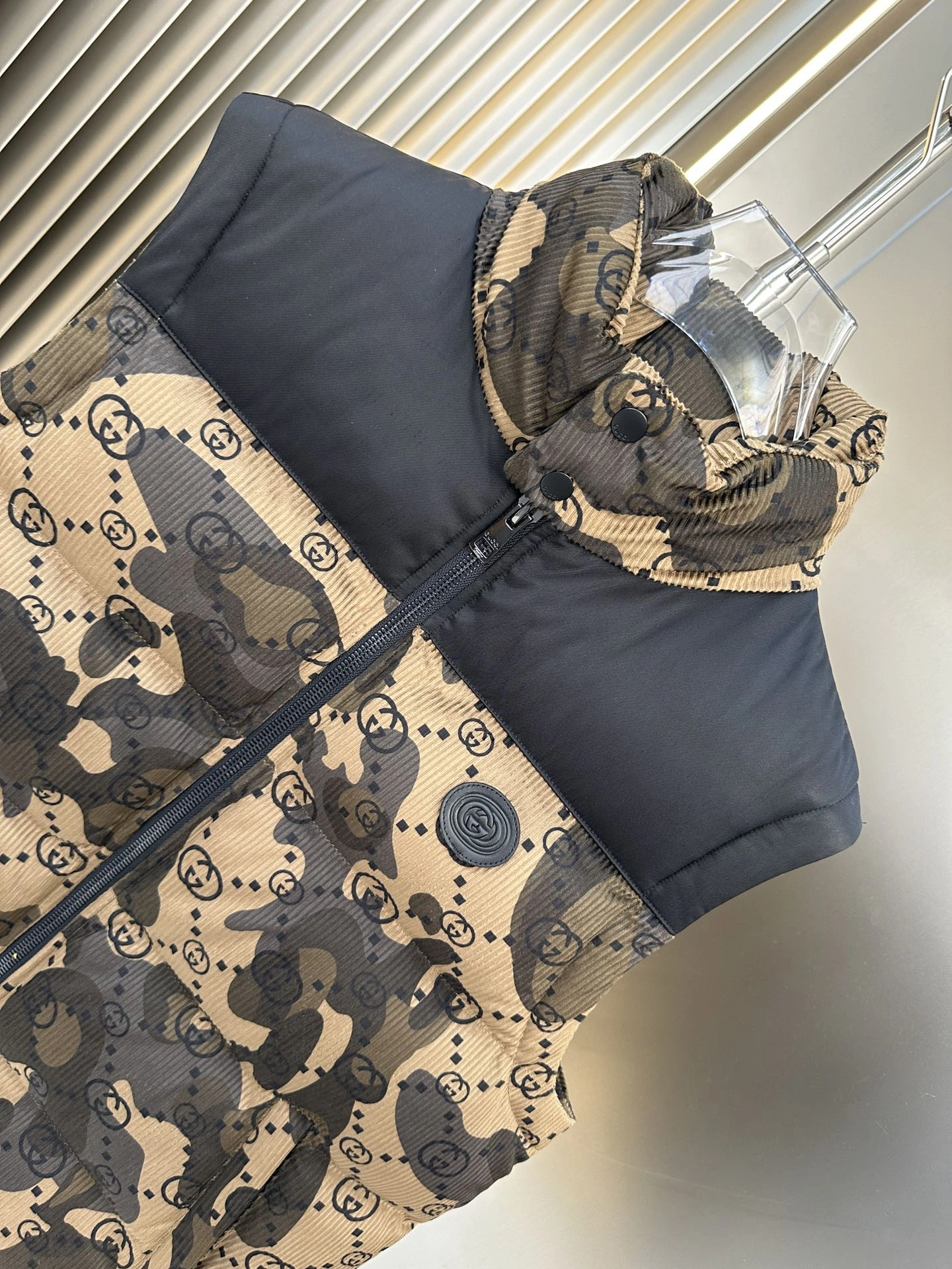 Gucci Down Jackets Stretchable 129151