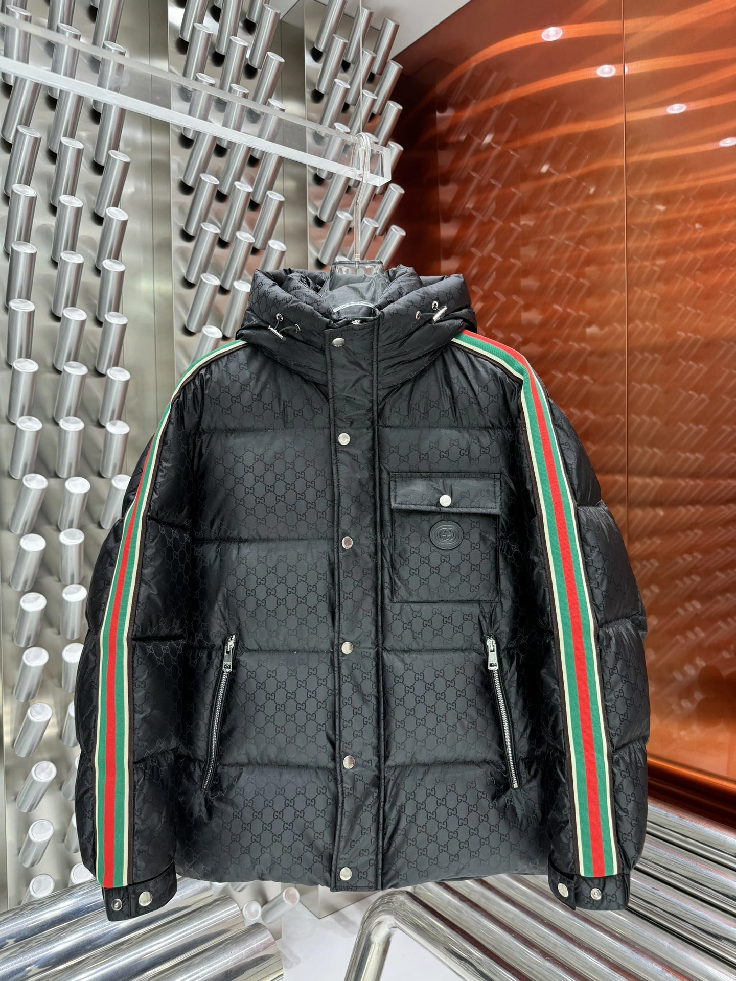 FlexibleFit Gucci Down Jackets 129146