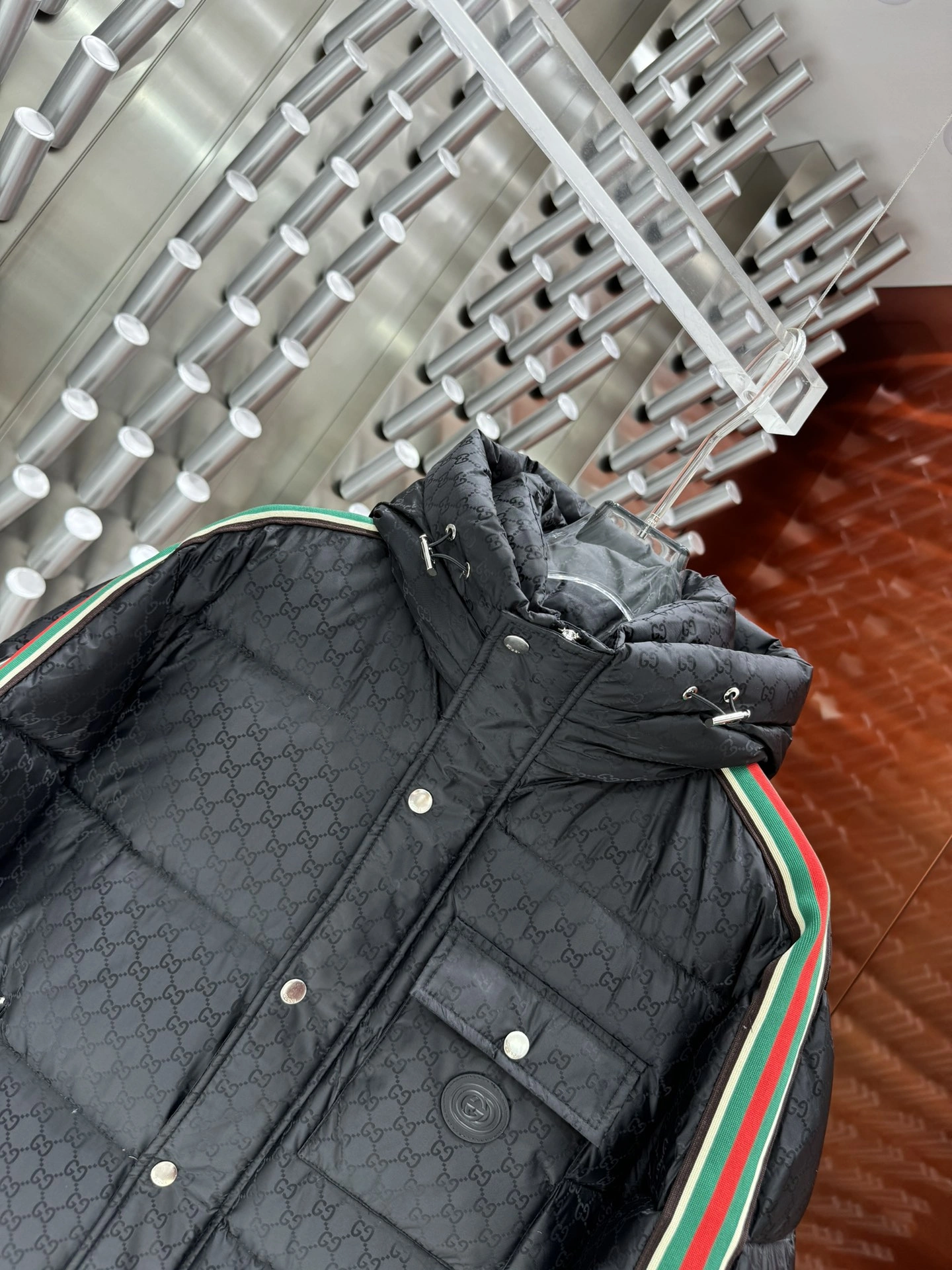 FlexibleFit Gucci Down Jackets 129146