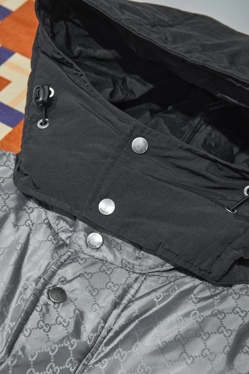 Gucci Down Jackets Sporty 129102