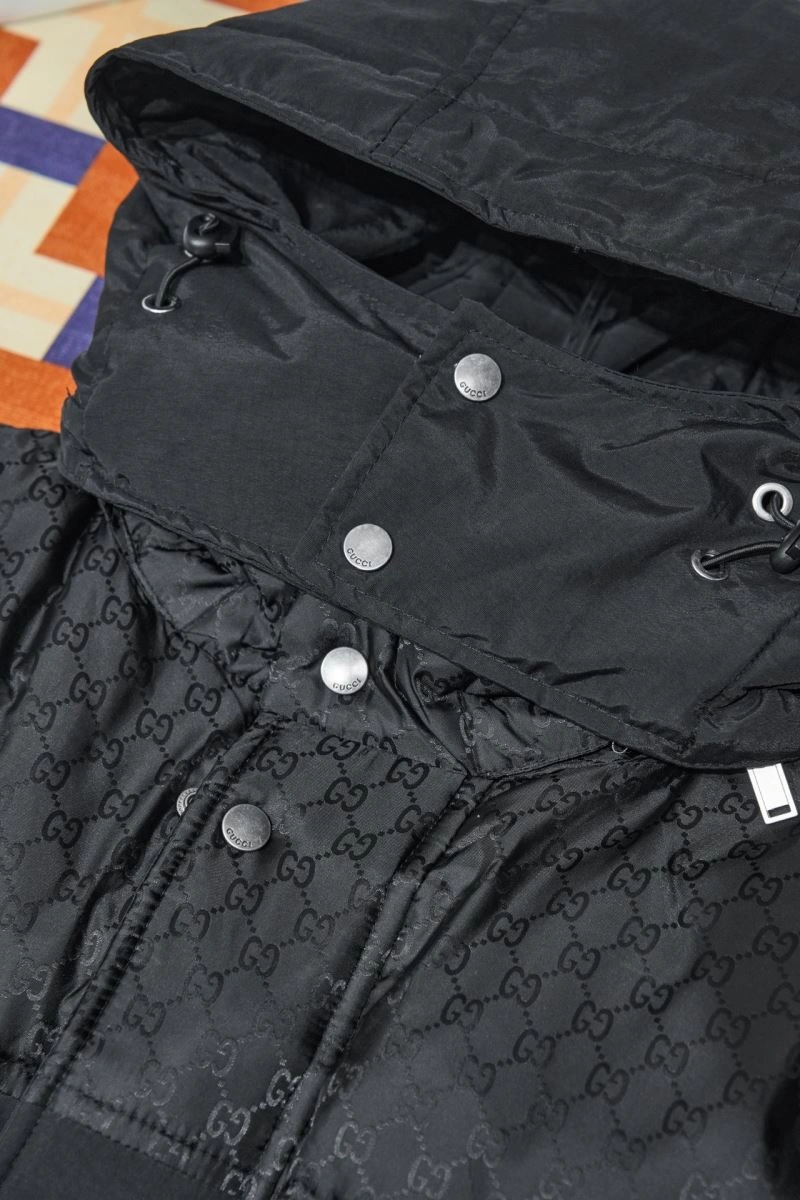 Stretchable Gucci Down Jackets 129101