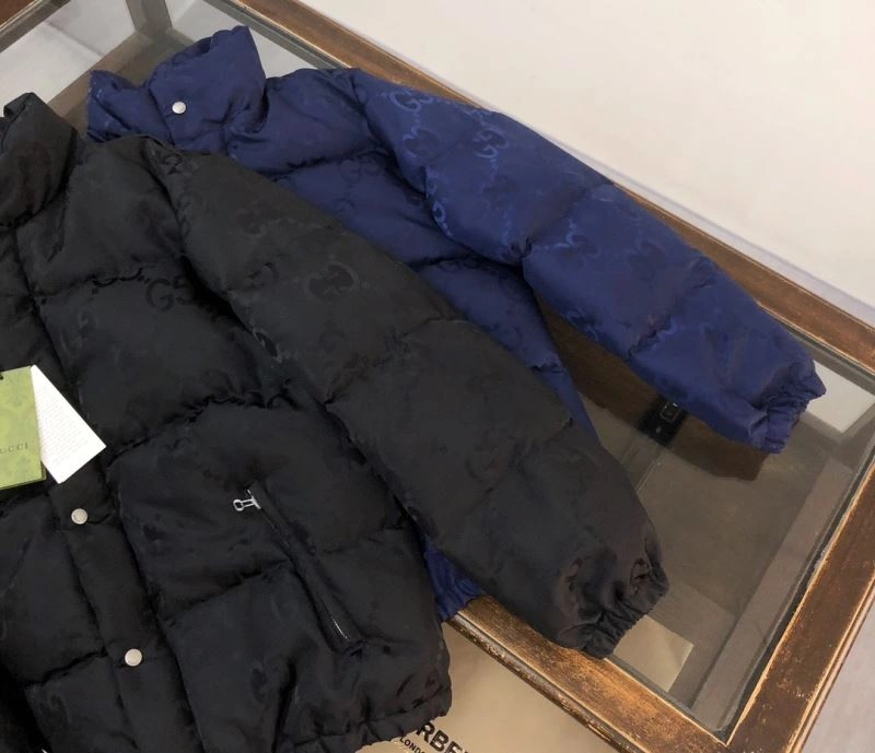 Gucci Down Jackets Sleek 129098