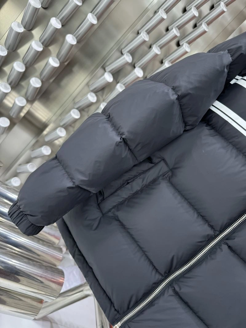 Gucci Down Jackets Vibrant 128988