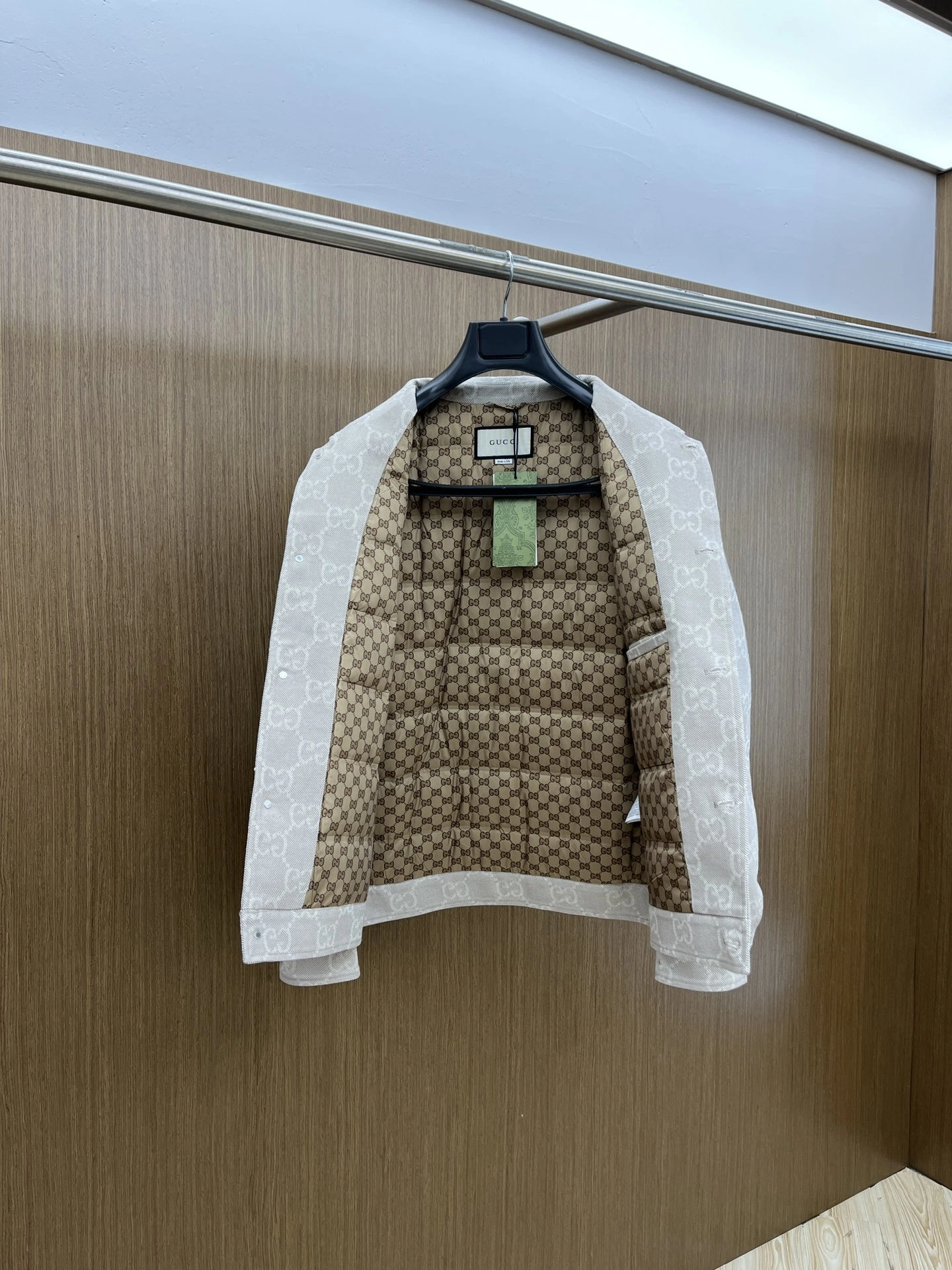 OnTrend Gucci Down Jackets 129132