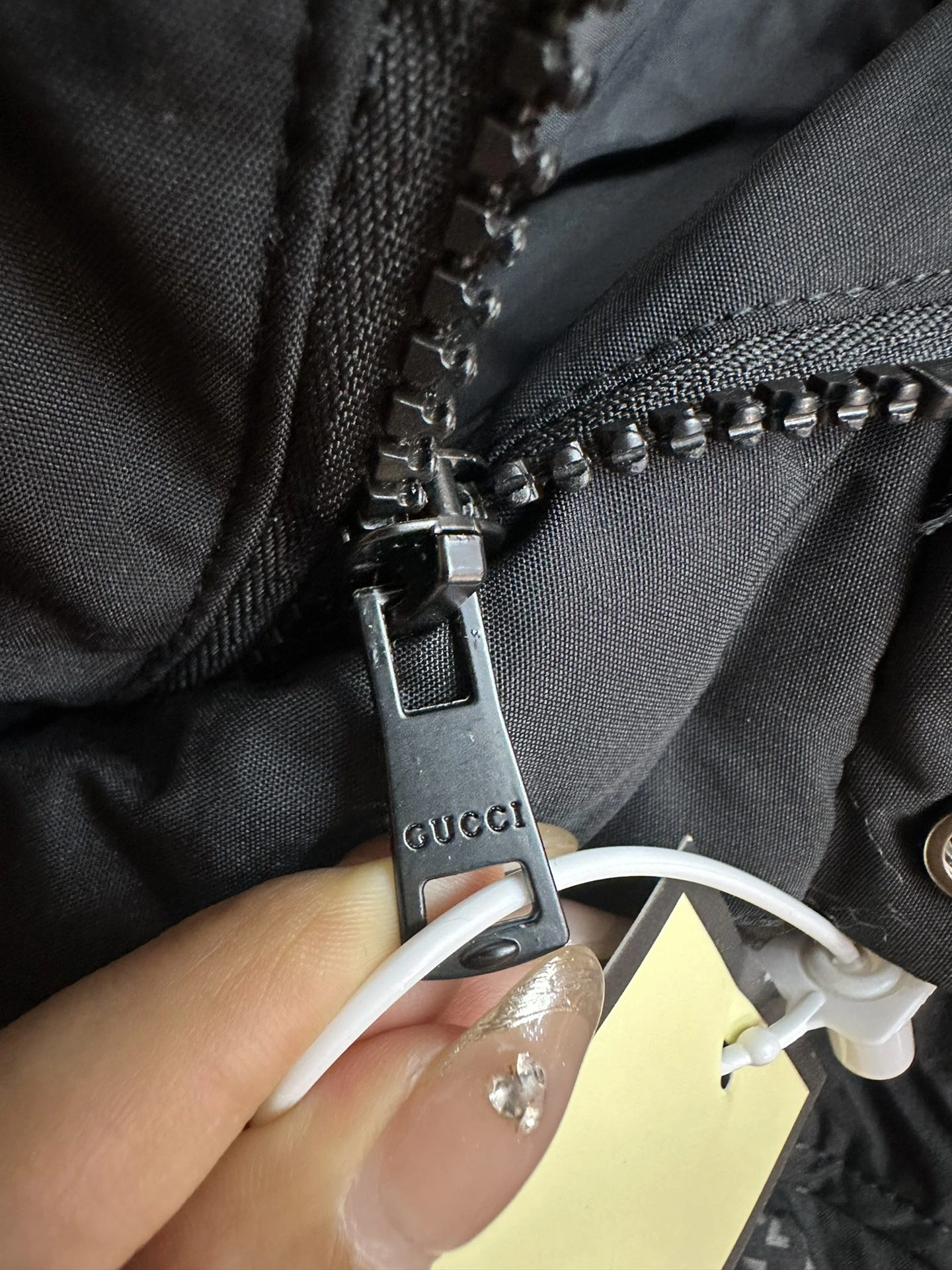 Vibrant Gucci Down Jackets 129139
