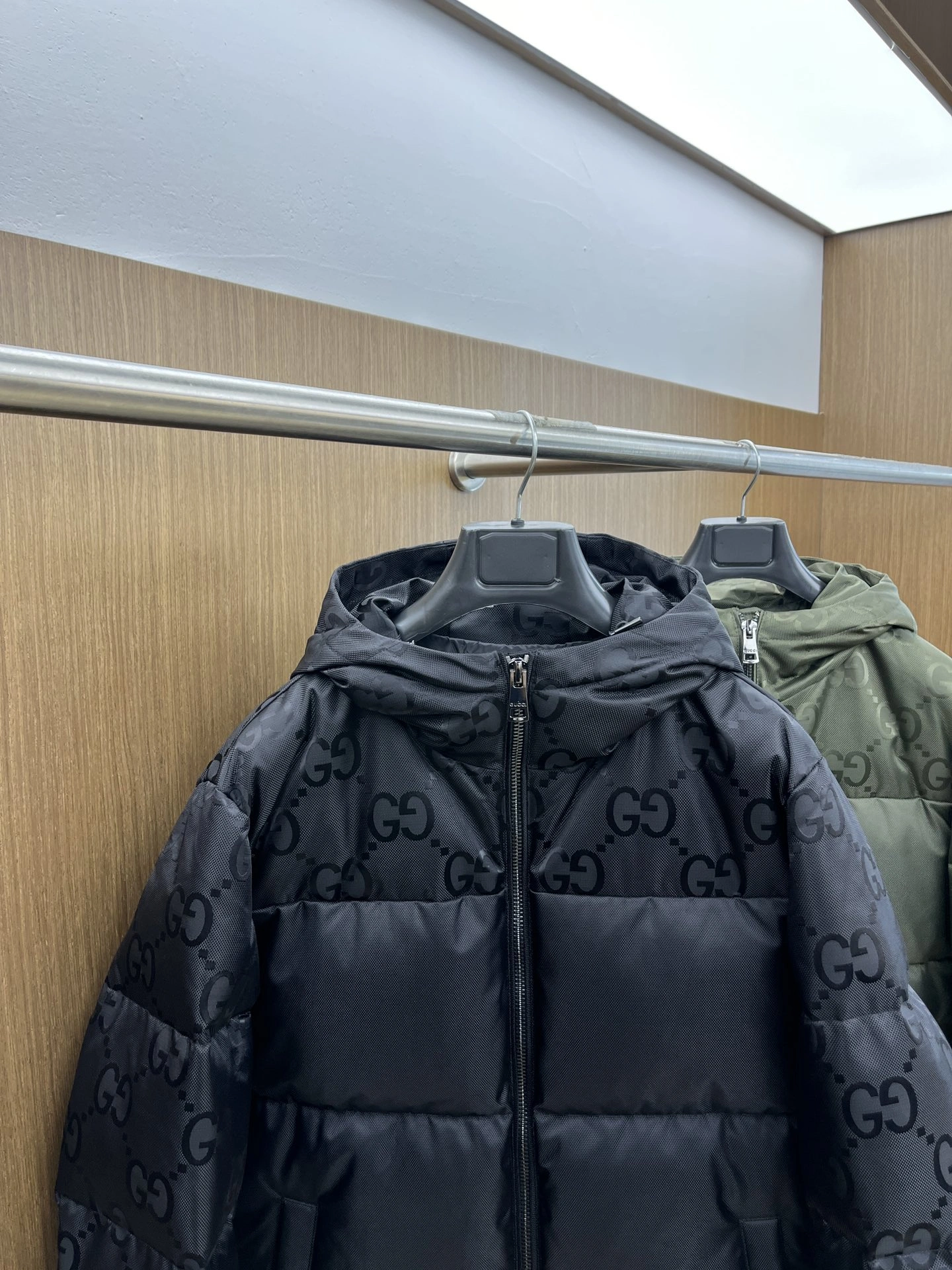 WeatherProof Gucci Down Jackets 129135