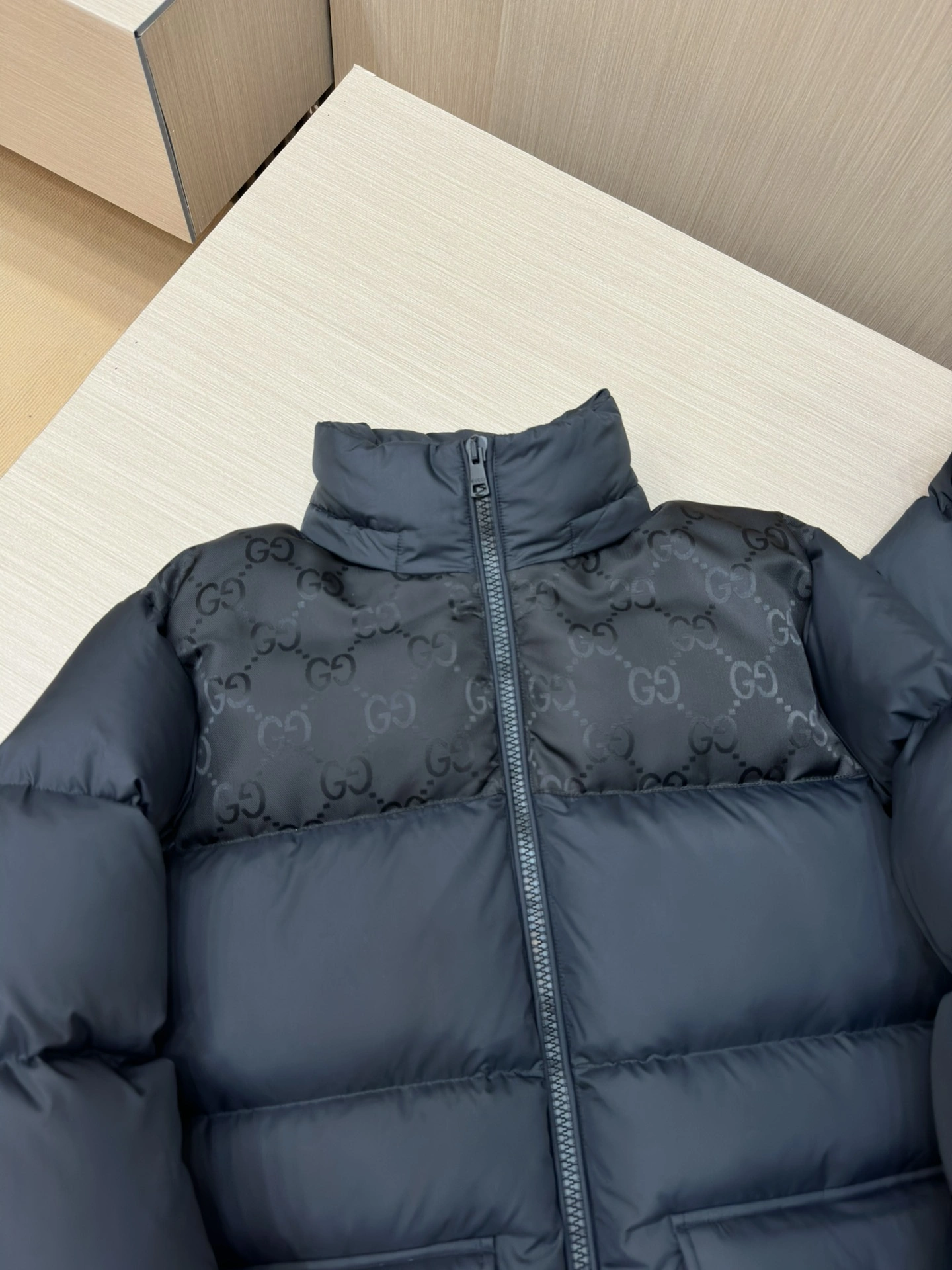 Gucci Down Jackets Sophisticated 129137