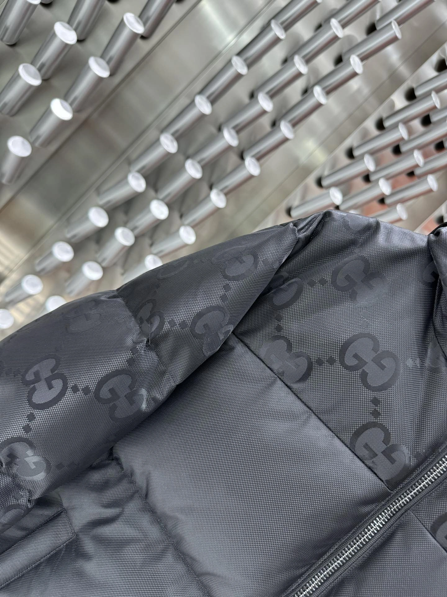 Gucci Down Jackets Fashionable 129127