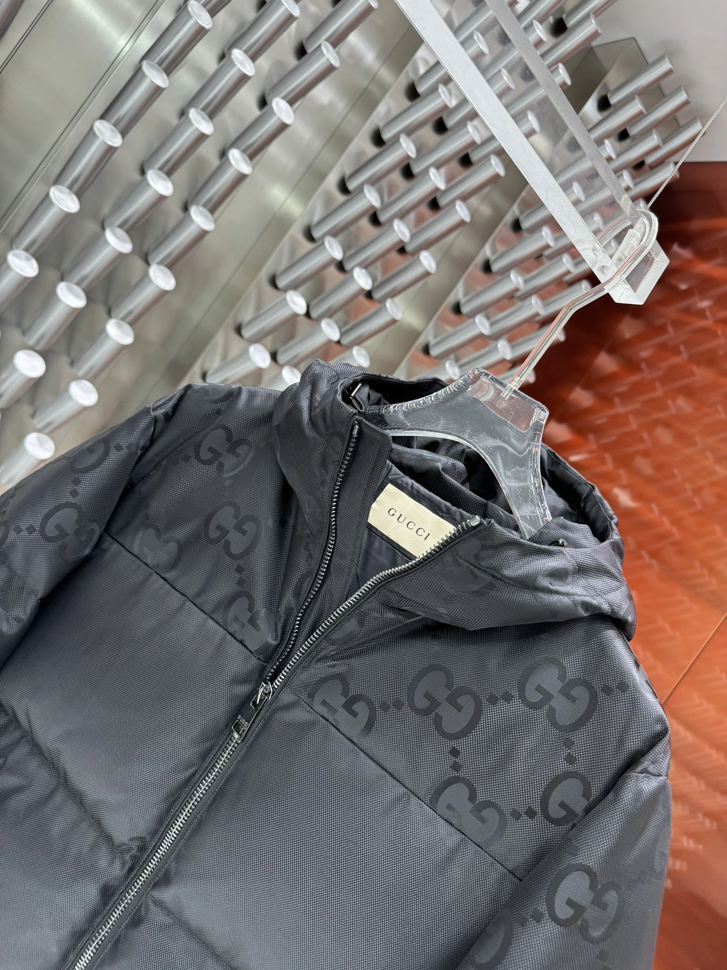 Gucci Down Jackets Fashionable 129127