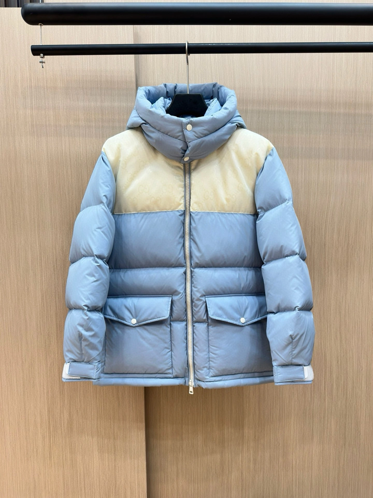 Gucci Down Jackets ComfortFit 129138