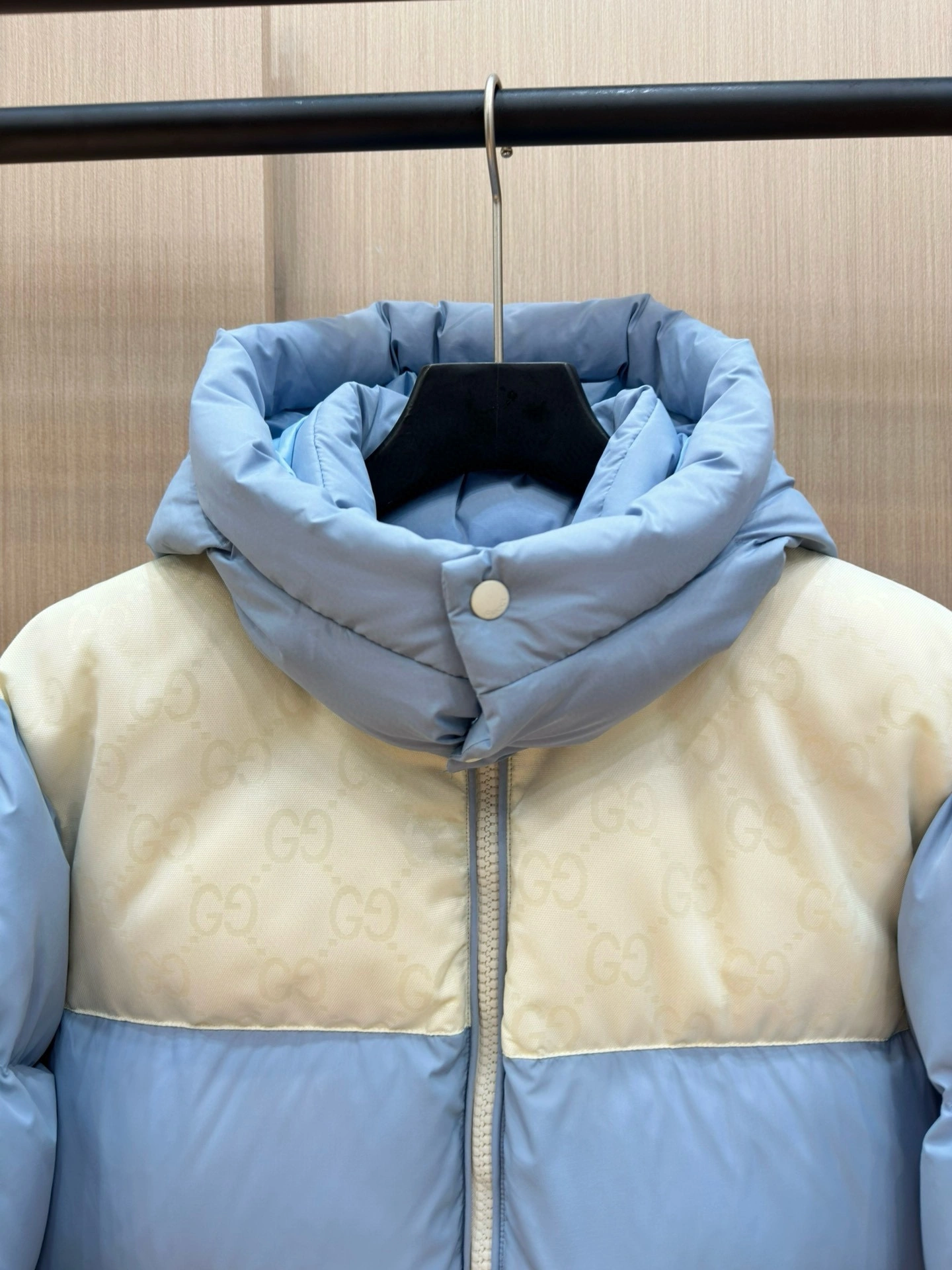 Gucci Down Jackets ComfortFit 129138