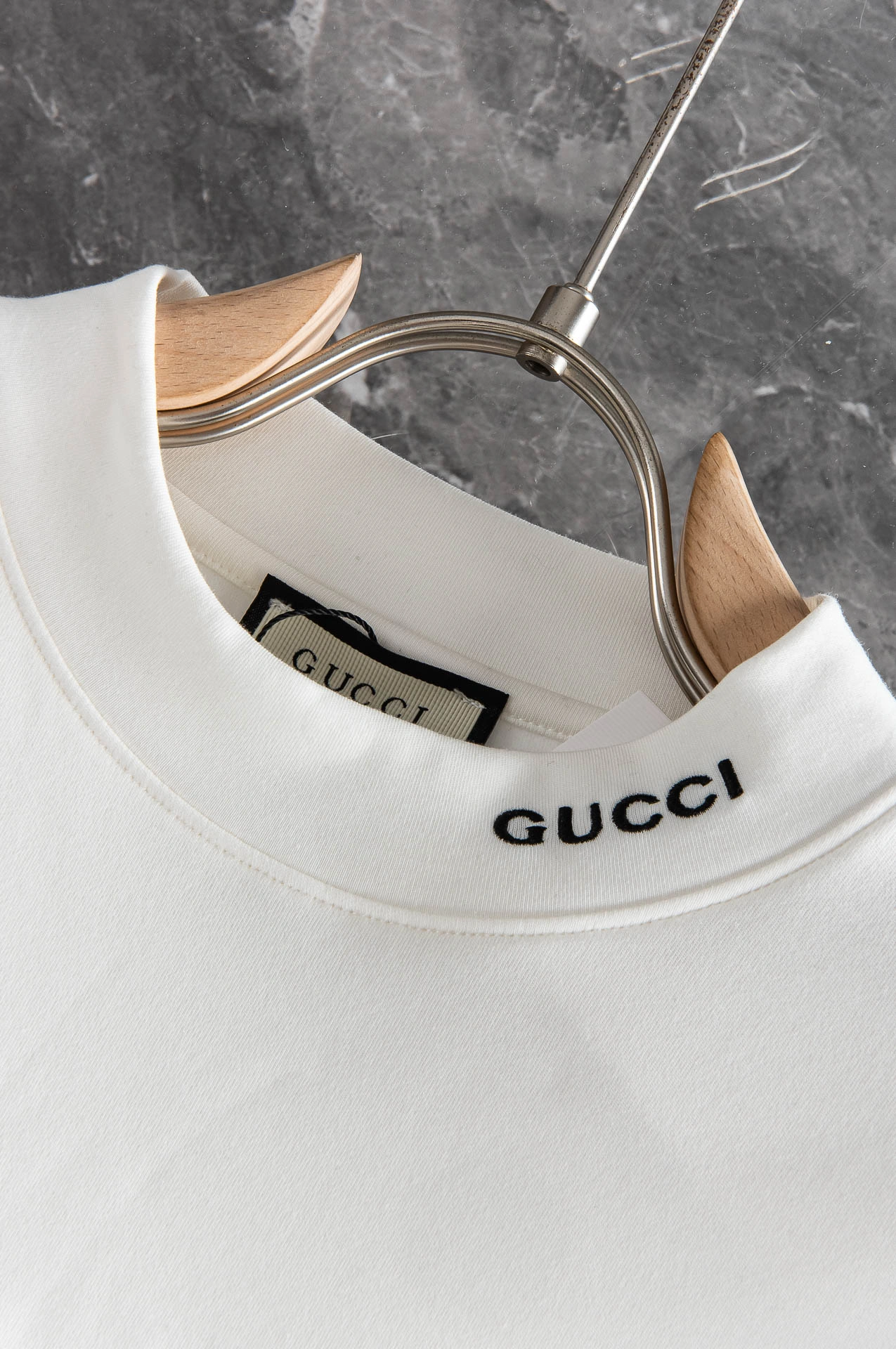 WaterResistant Gucci Down Jackets 129120