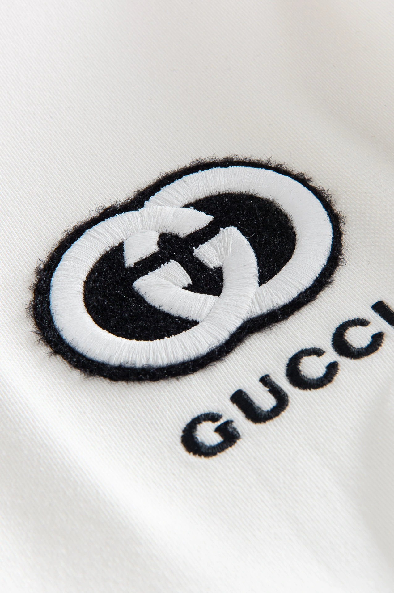 WaterResistant Gucci Down Jackets 129120