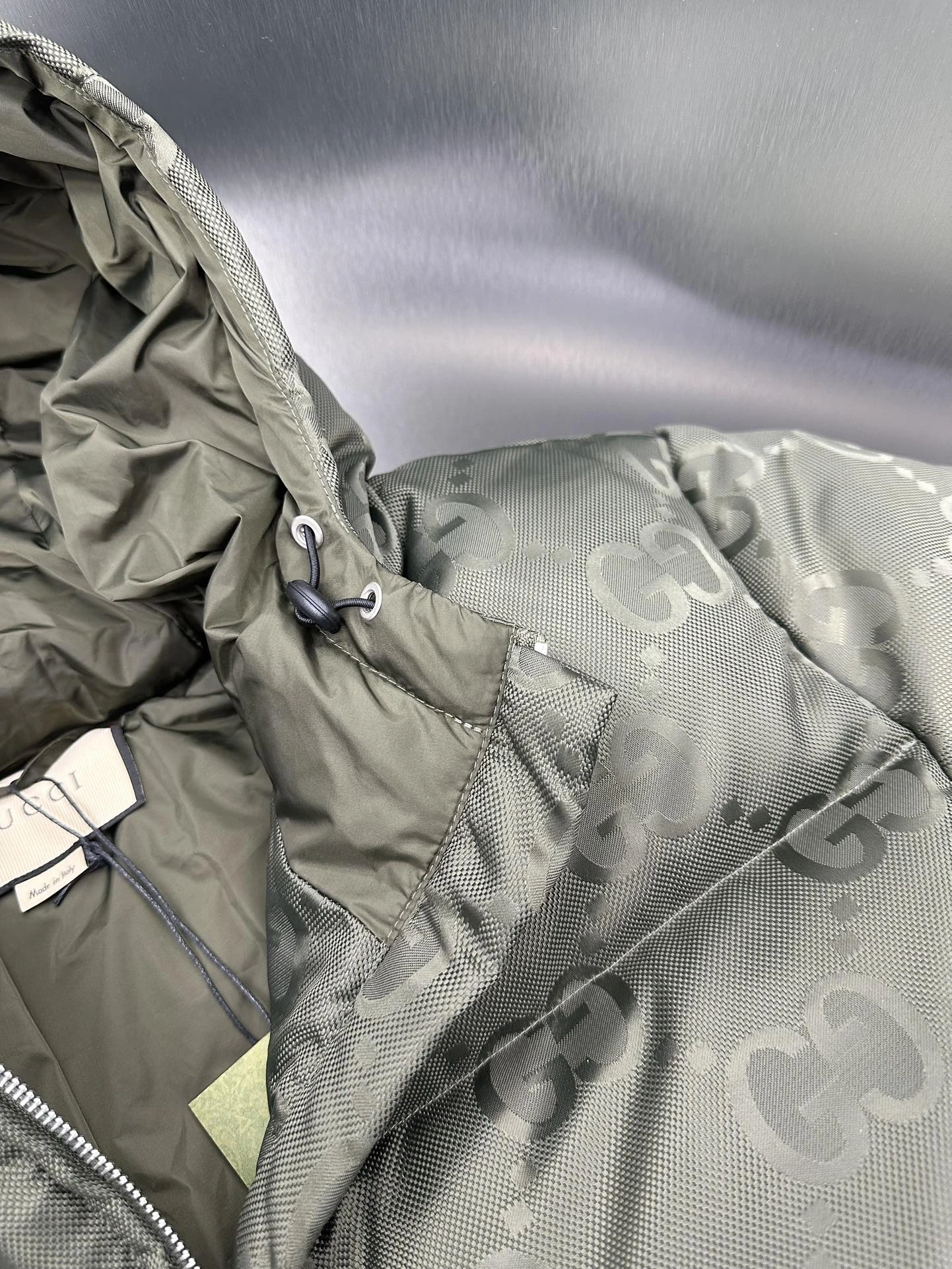 Gucci Down Jackets Original 129116