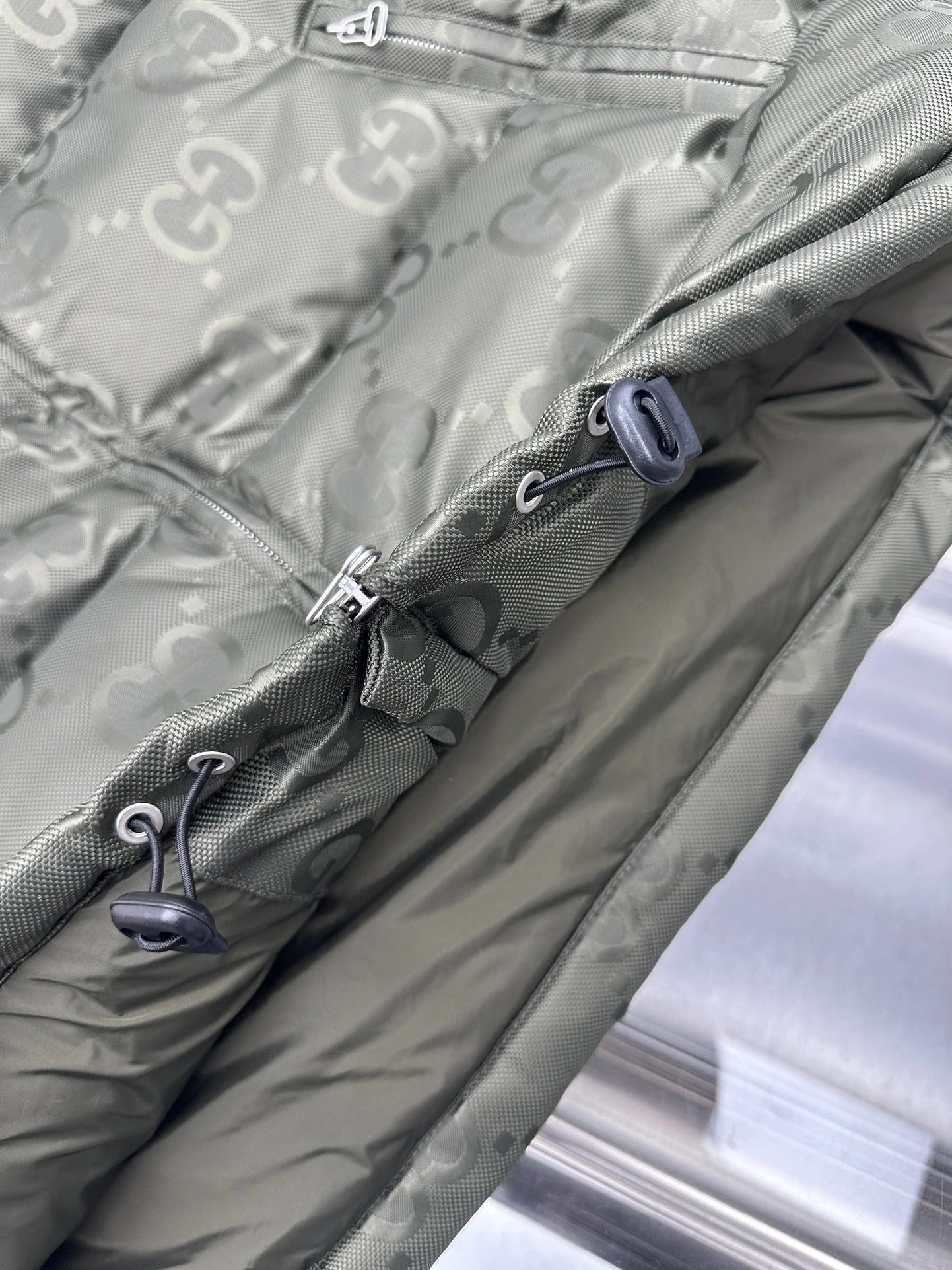 Gucci Down Jackets Original 129116