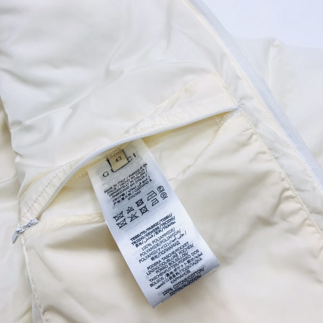 Gucci Down Jackets SunProtective 129112