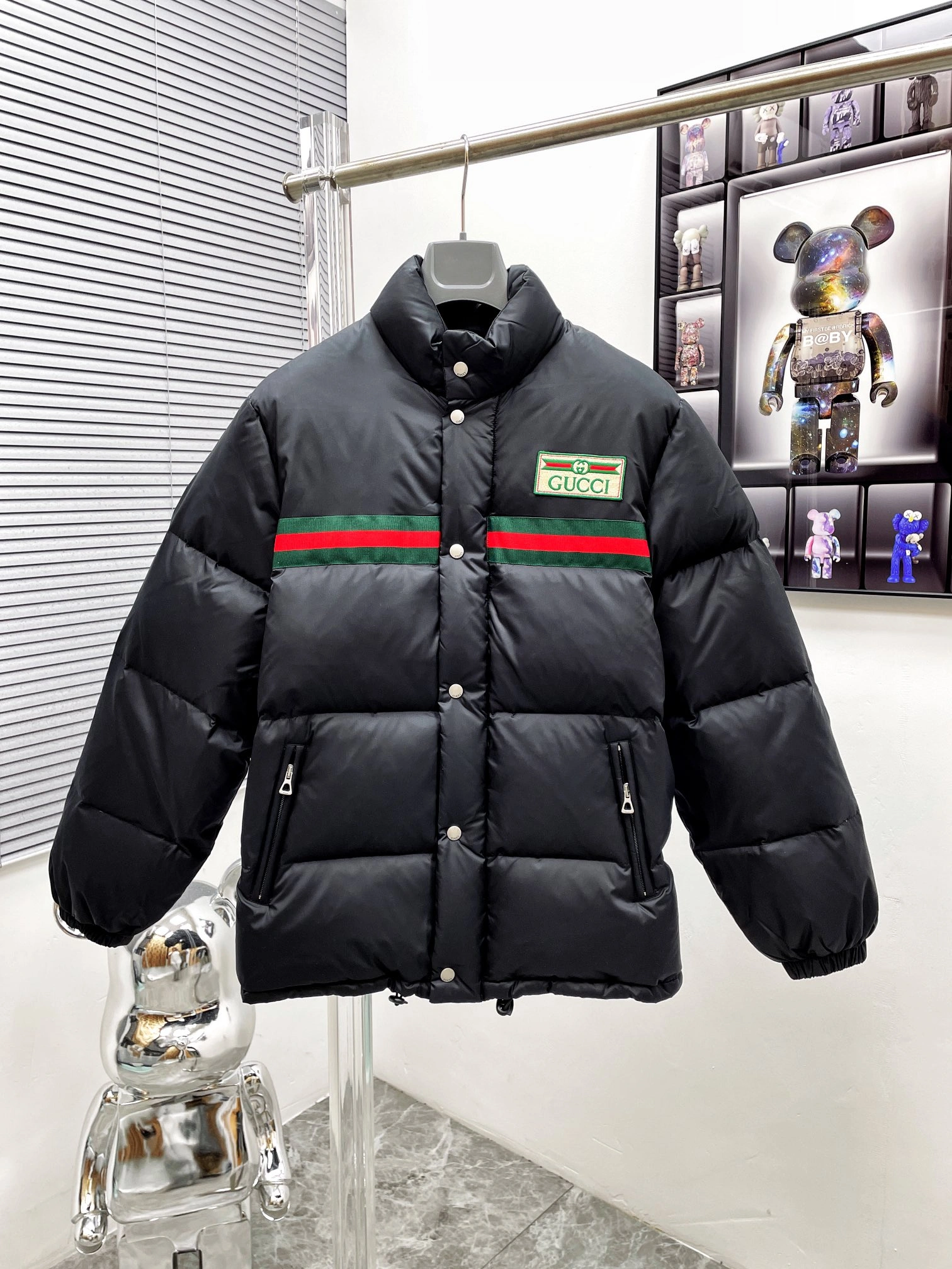 Comfortable Gucci Down Jackets 129117