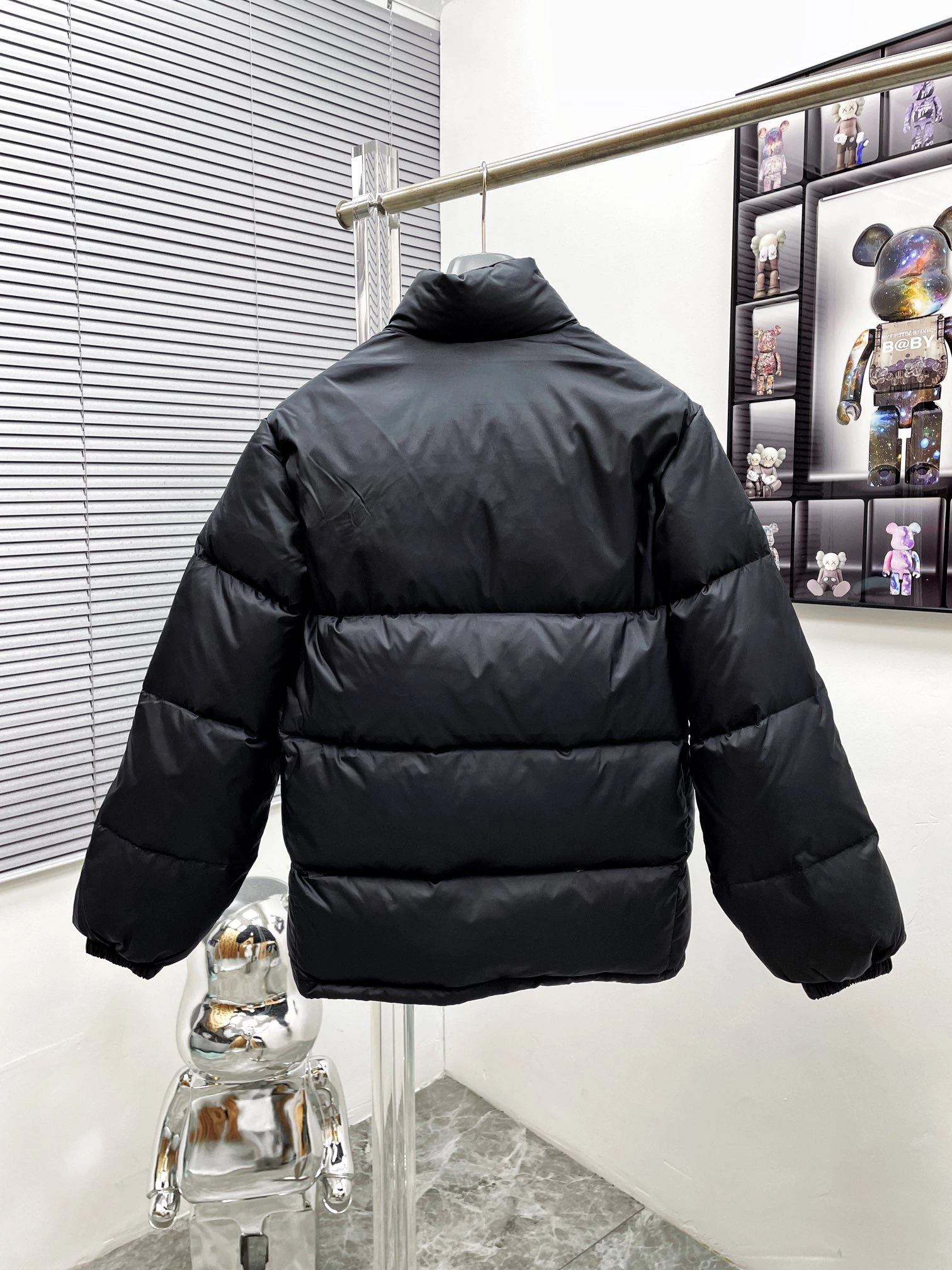 Comfortable Gucci Down Jackets 129117