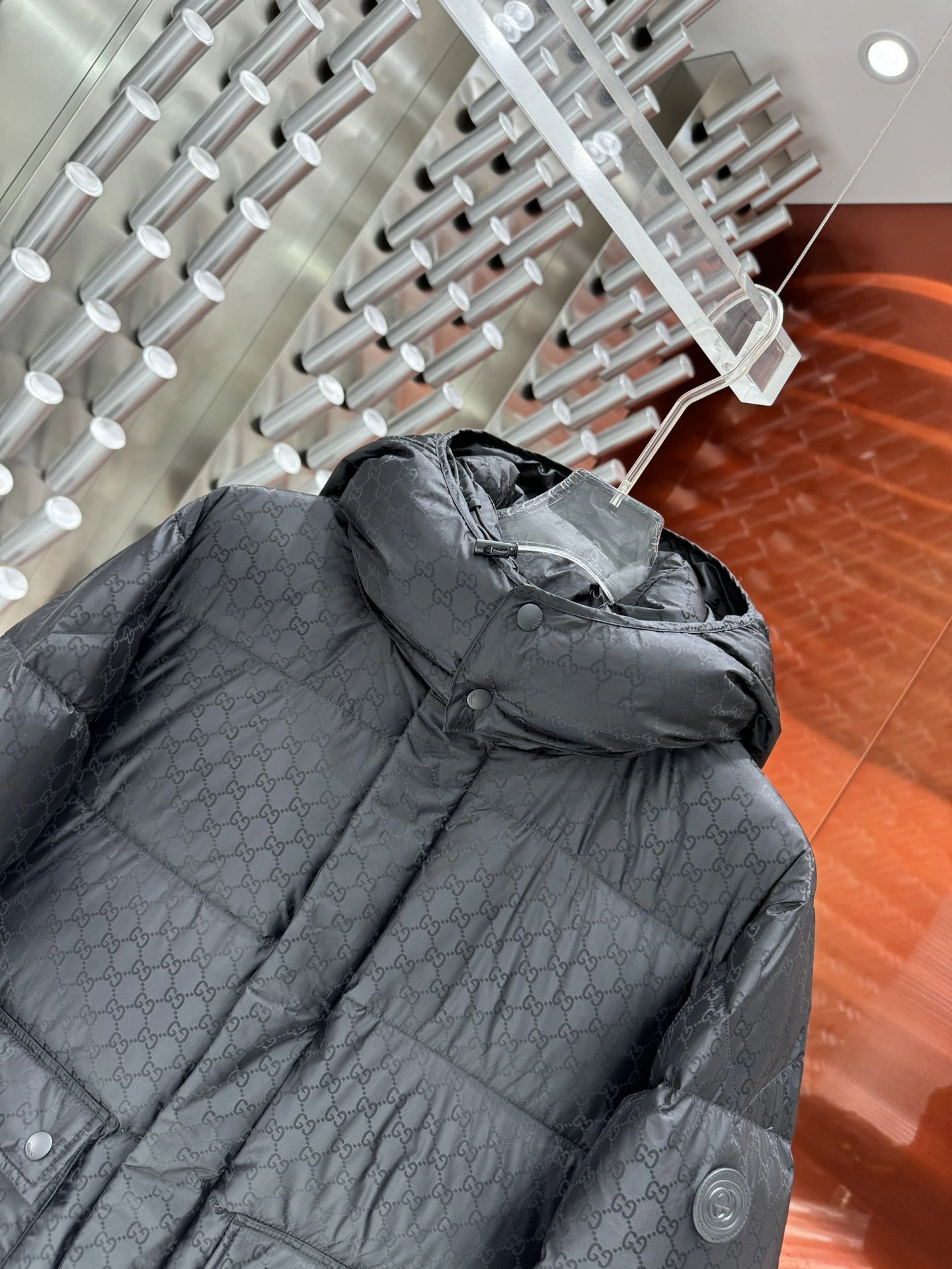 Sleek Gucci Down Jackets 129122