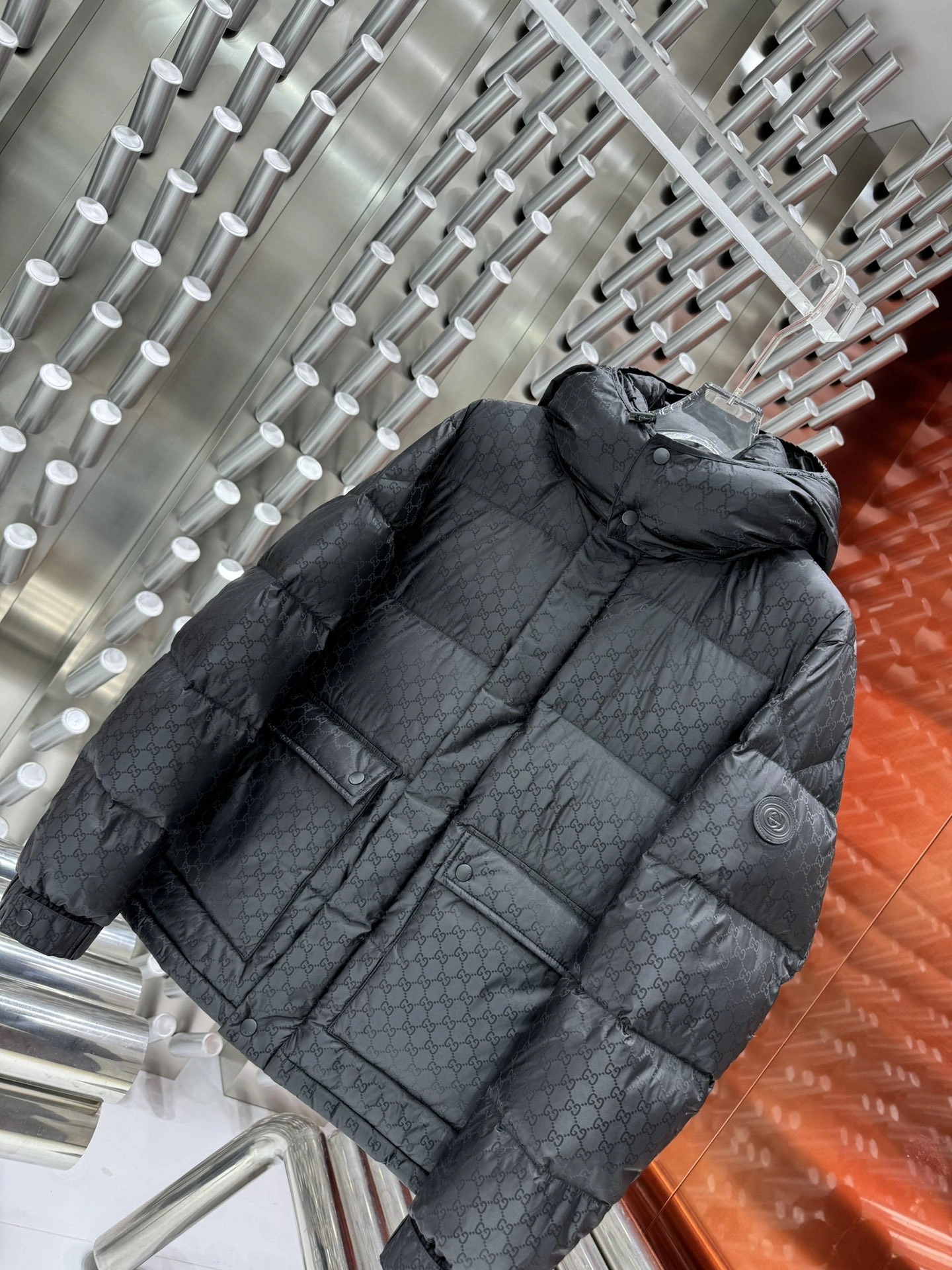 Sleek Gucci Down Jackets 129122